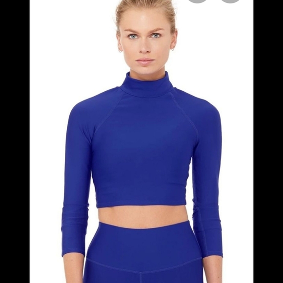 Archer Fitted Long Sleeve in Saphire - Picture 4 of 7